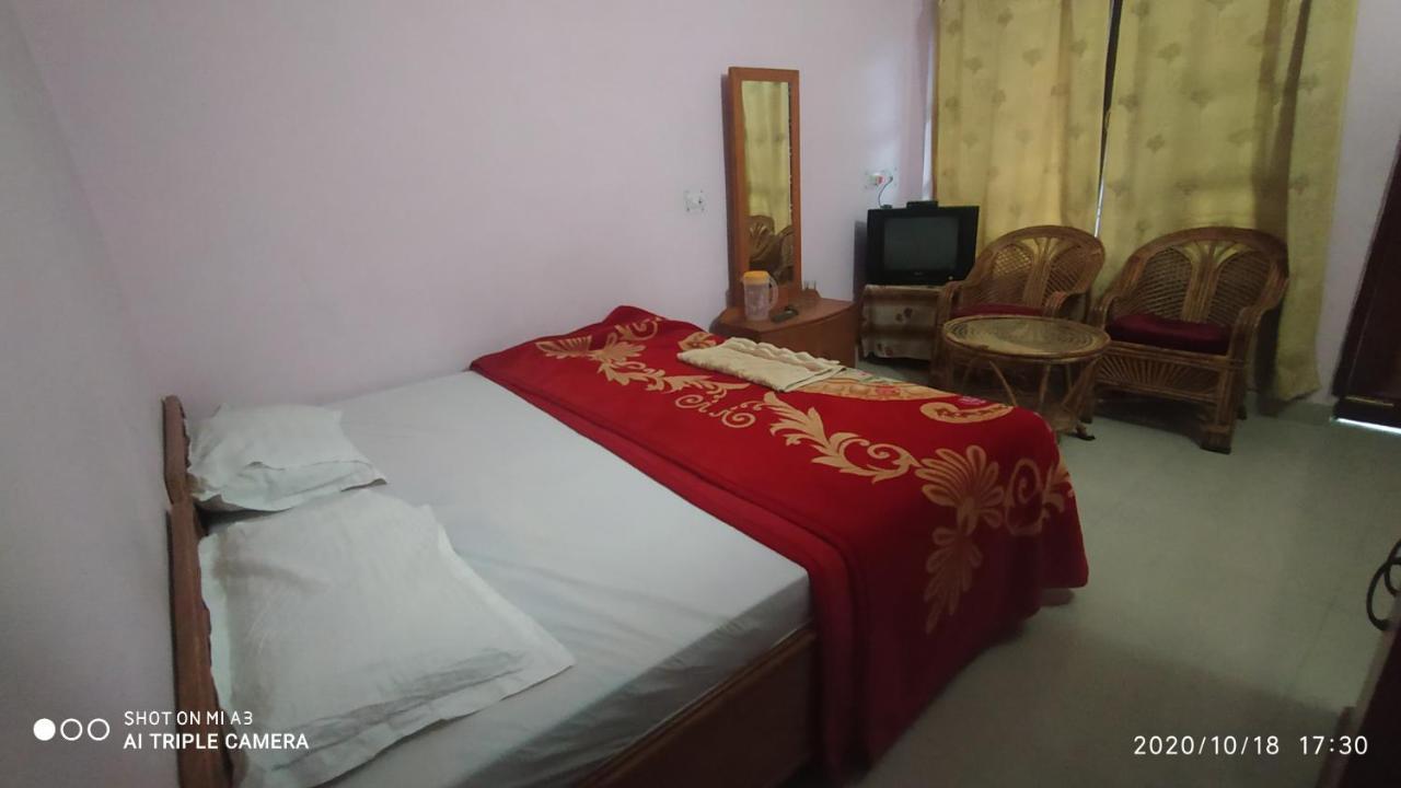 Hotel Himalayan Inn Uttarkāshi Exterior foto